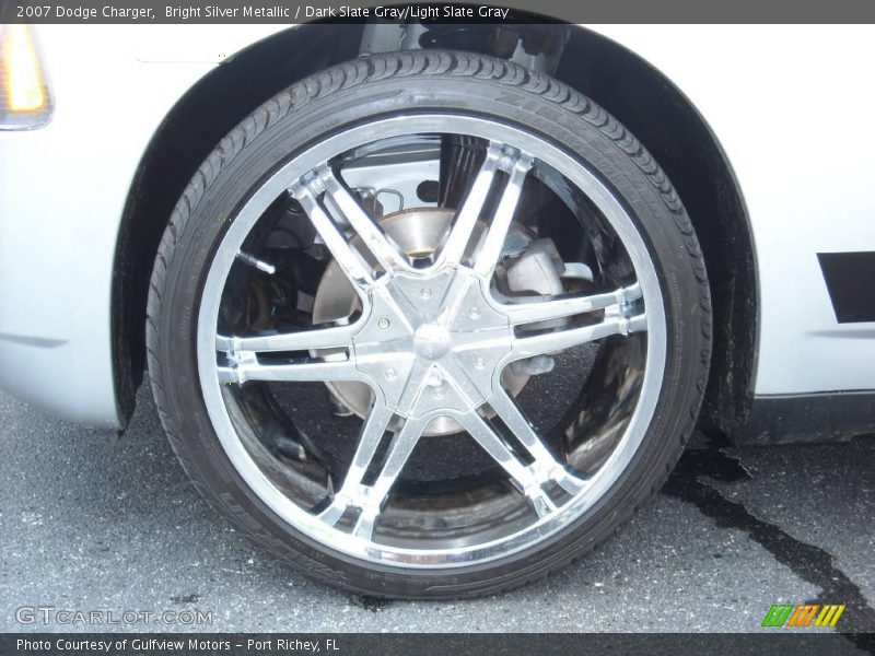Bright Silver Metallic / Dark Slate Gray/Light Slate Gray 2007 Dodge Charger