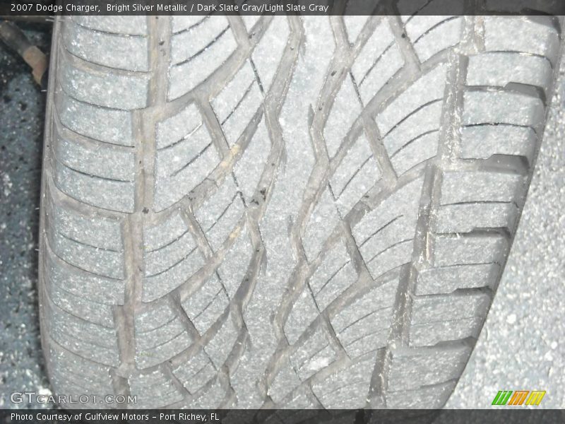 Bright Silver Metallic / Dark Slate Gray/Light Slate Gray 2007 Dodge Charger