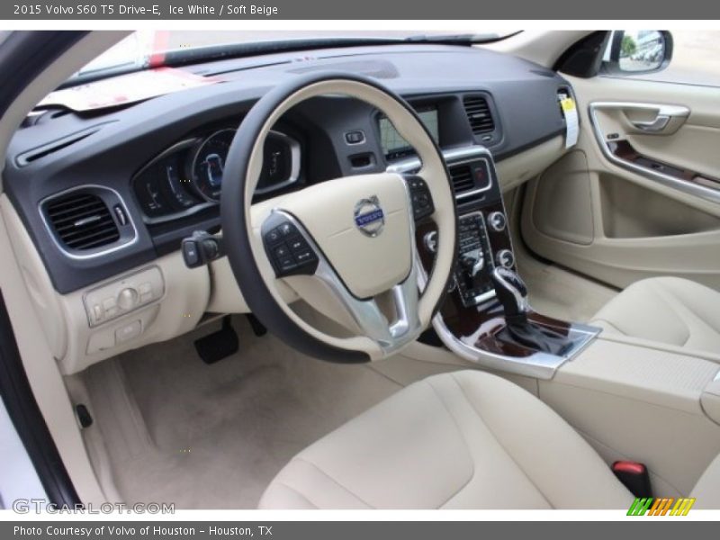  2015 S60 T5 Drive-E Soft Beige Interior