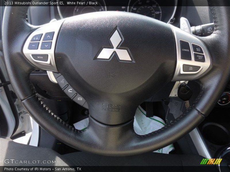 White Pearl / Black 2013 Mitsubishi Outlander Sport ES