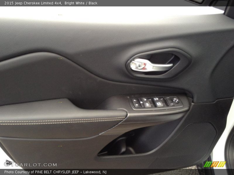 Bright White / Black 2015 Jeep Cherokee Limited 4x4