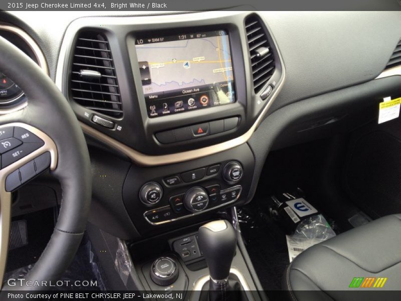 Bright White / Black 2015 Jeep Cherokee Limited 4x4