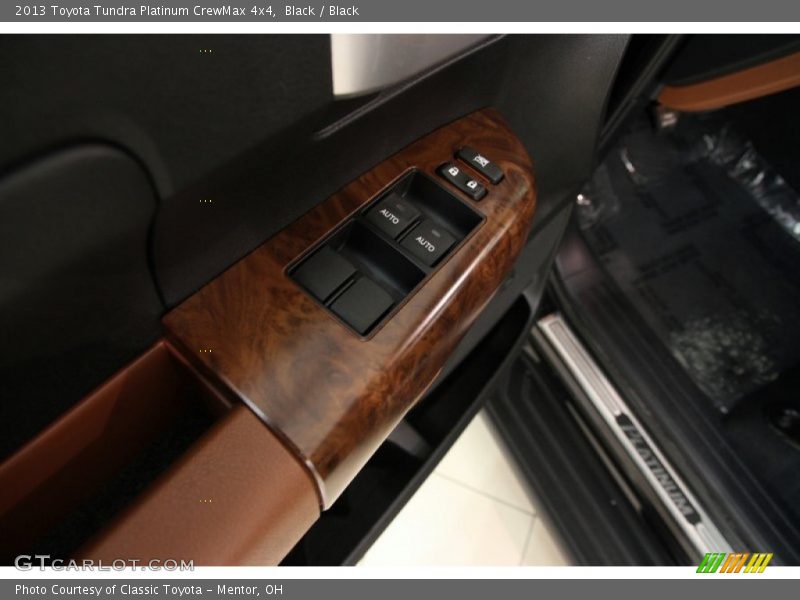 Black / Black 2013 Toyota Tundra Platinum CrewMax 4x4