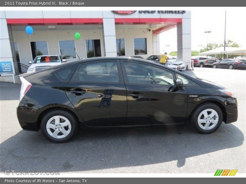 Black / Bisque 2011 Toyota Prius Hybrid IV