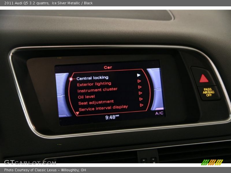 Ice Silver Metallic / Black 2011 Audi Q5 3.2 quattro