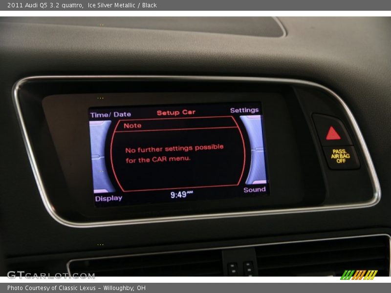 Ice Silver Metallic / Black 2011 Audi Q5 3.2 quattro