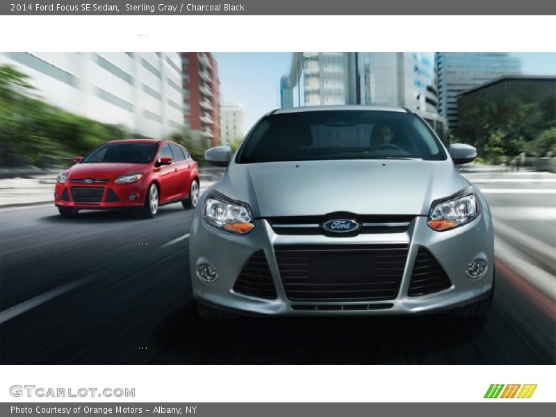 Sterling Gray / Charcoal Black 2014 Ford Focus SE Sedan