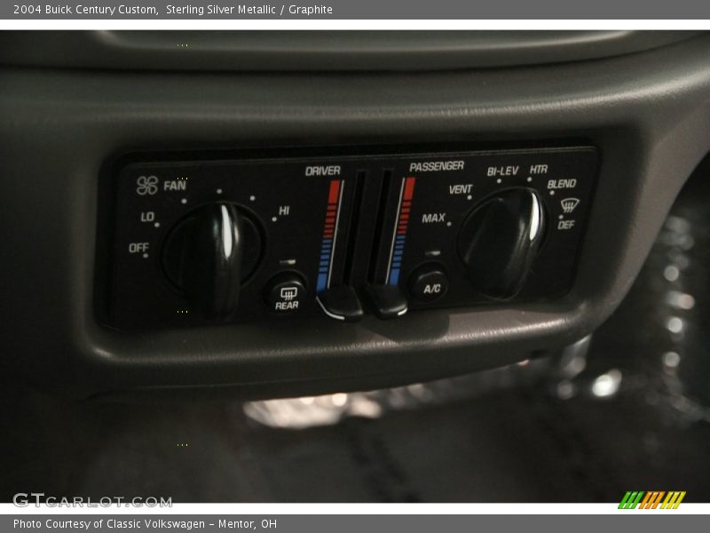Sterling Silver Metallic / Graphite 2004 Buick Century Custom