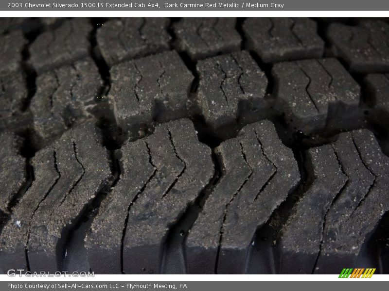 Dark Carmine Red Metallic / Medium Gray 2003 Chevrolet Silverado 1500 LS Extended Cab 4x4