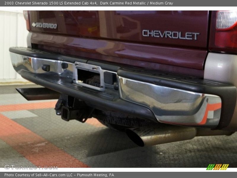 Dark Carmine Red Metallic / Medium Gray 2003 Chevrolet Silverado 1500 LS Extended Cab 4x4