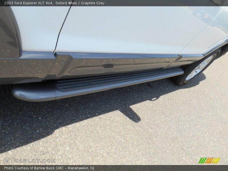 Oxford White / Graphite Grey 2003 Ford Explorer XLT 4x4