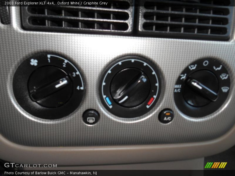 Oxford White / Graphite Grey 2003 Ford Explorer XLT 4x4