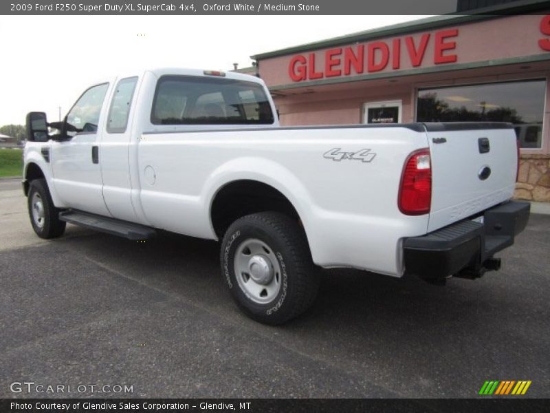 Oxford White / Medium Stone 2009 Ford F250 Super Duty XL SuperCab 4x4