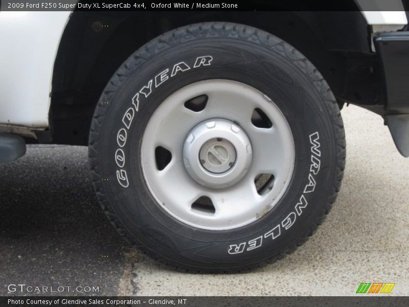 Oxford White / Medium Stone 2009 Ford F250 Super Duty XL SuperCab 4x4