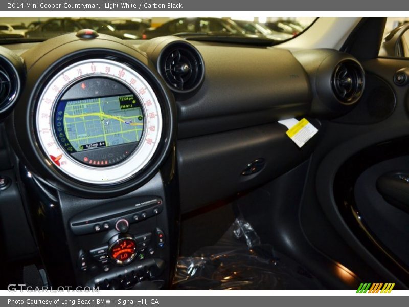 Light White / Carbon Black 2014 Mini Cooper Countryman