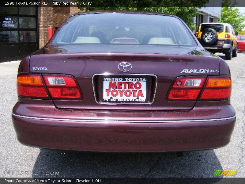 Ruby Red Pearl / Gray 1998 Toyota Avalon XLS