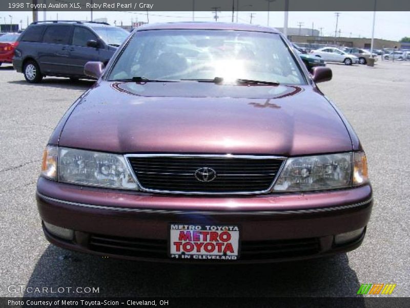 Ruby Red Pearl / Gray 1998 Toyota Avalon XLS