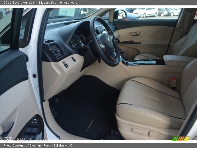 Blizzard Pearl White / Ivory 2011 Toyota Venza I4