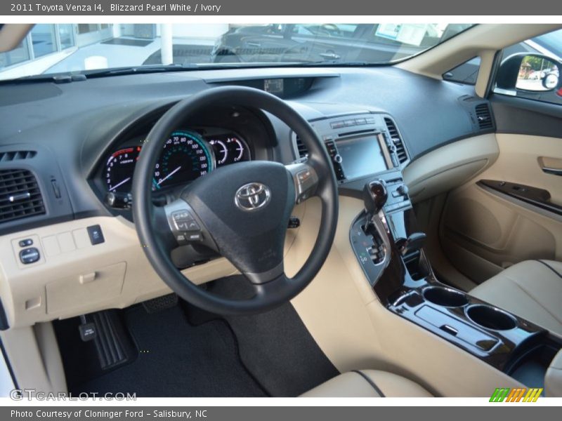 Blizzard Pearl White / Ivory 2011 Toyota Venza I4