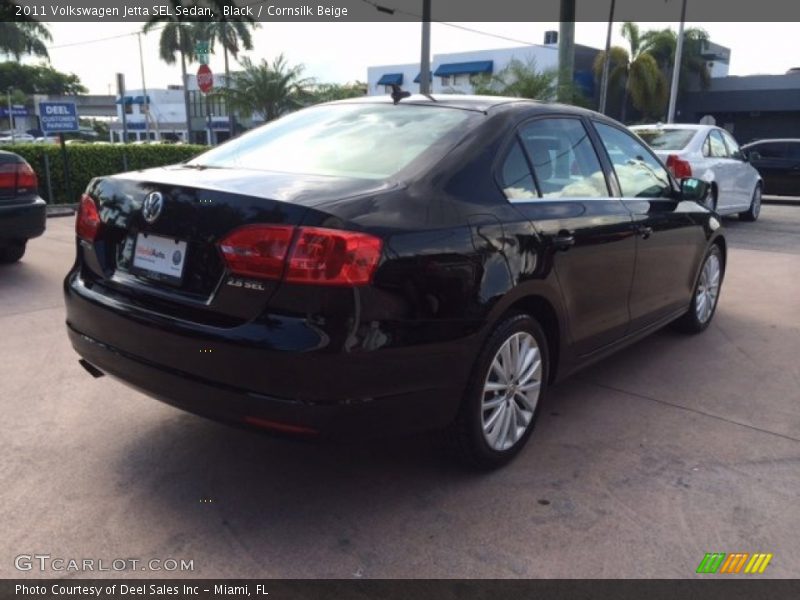 Black / Cornsilk Beige 2011 Volkswagen Jetta SEL Sedan