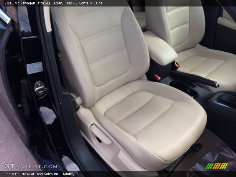 Black / Cornsilk Beige 2011 Volkswagen Jetta SEL Sedan