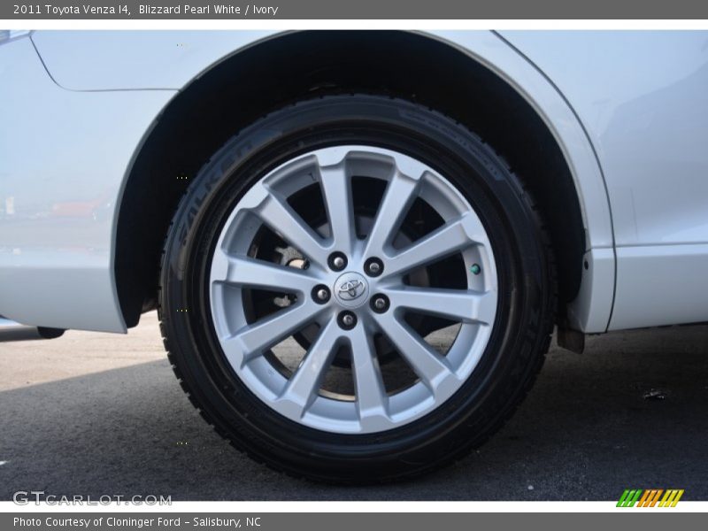 Blizzard Pearl White / Ivory 2011 Toyota Venza I4