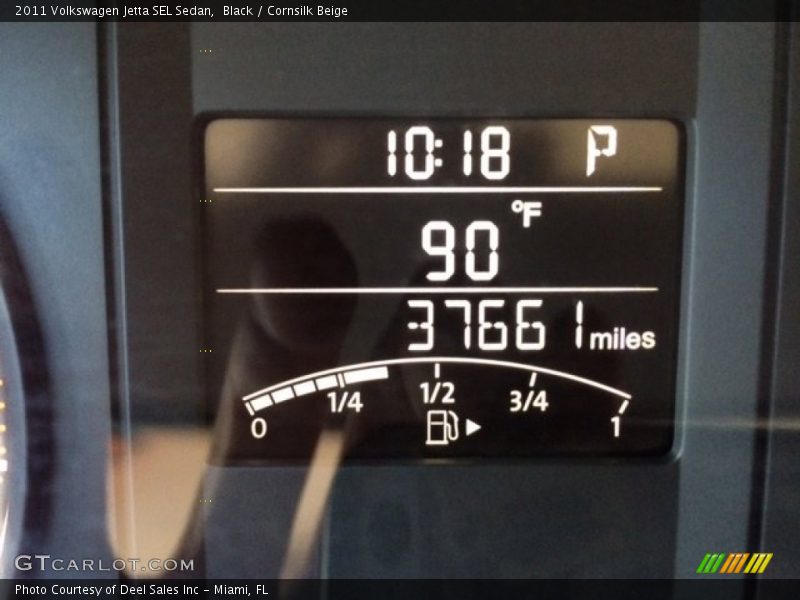 Black / Cornsilk Beige 2011 Volkswagen Jetta SEL Sedan