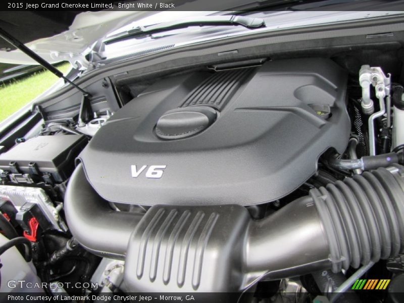 Bright White / Black 2015 Jeep Grand Cherokee Limited