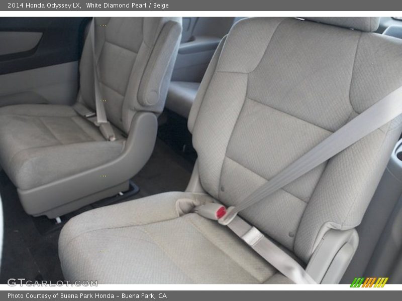 White Diamond Pearl / Beige 2014 Honda Odyssey LX