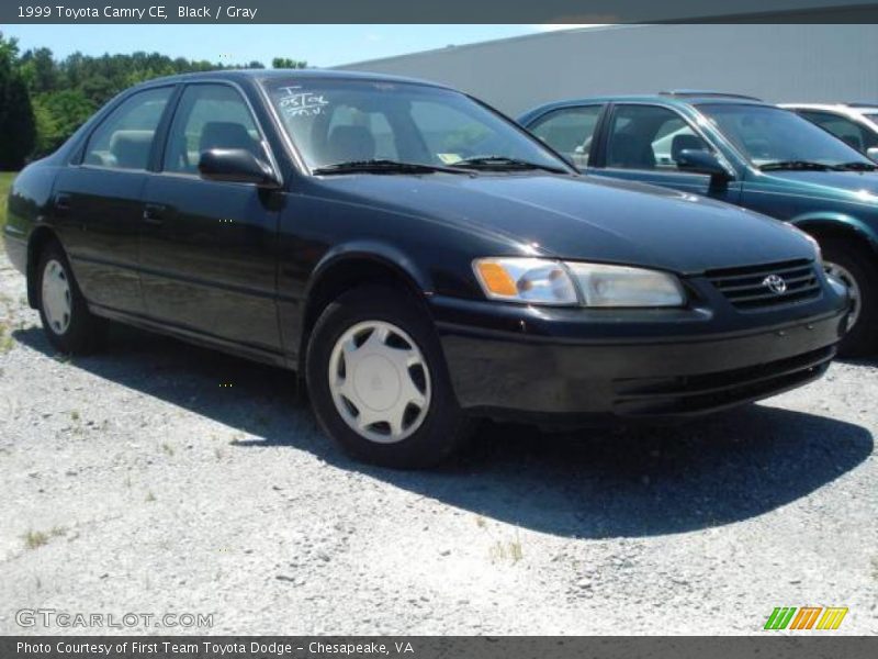 Black / Gray 1999 Toyota Camry CE