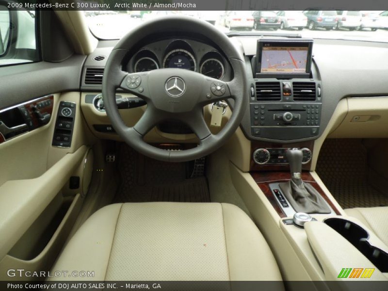 Arctic White / Almond/Mocha 2009 Mercedes-Benz C 300 Luxury