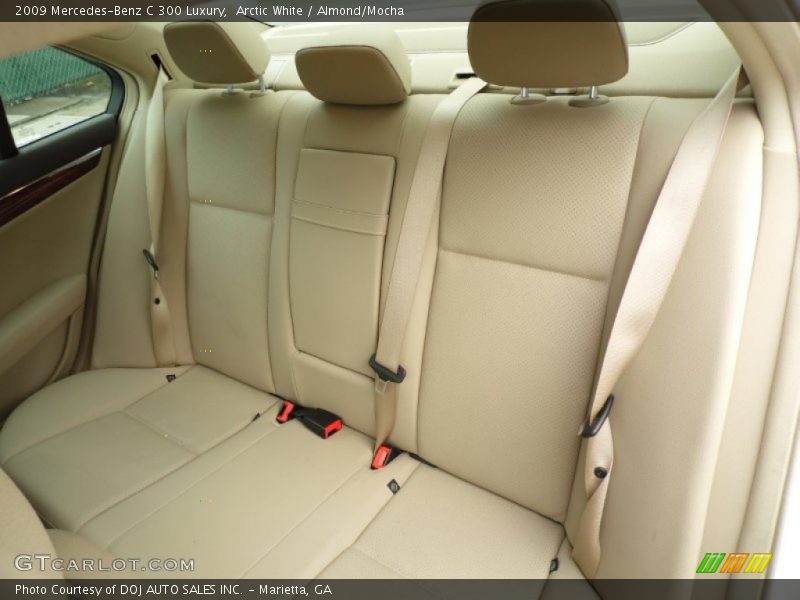 Arctic White / Almond/Mocha 2009 Mercedes-Benz C 300 Luxury