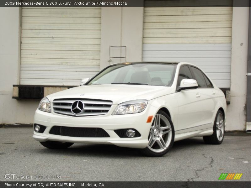 Arctic White / Almond/Mocha 2009 Mercedes-Benz C 300 Luxury
