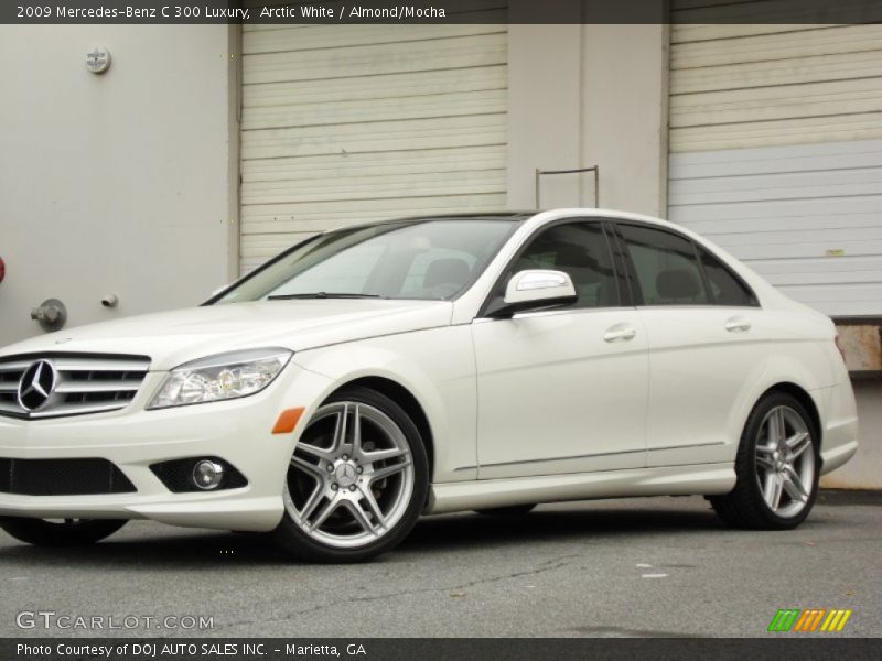 Arctic White / Almond/Mocha 2009 Mercedes-Benz C 300 Luxury