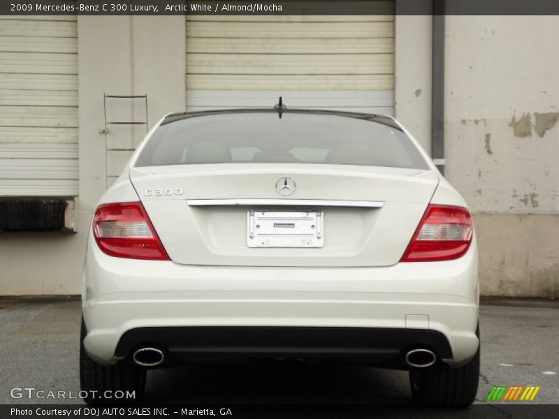 Arctic White / Almond/Mocha 2009 Mercedes-Benz C 300 Luxury