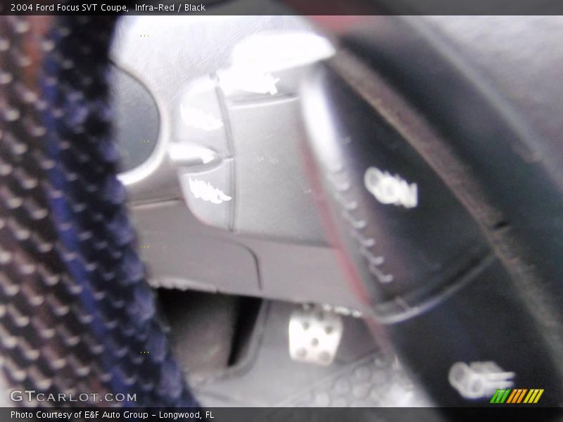 Infra-Red / Black 2004 Ford Focus SVT Coupe