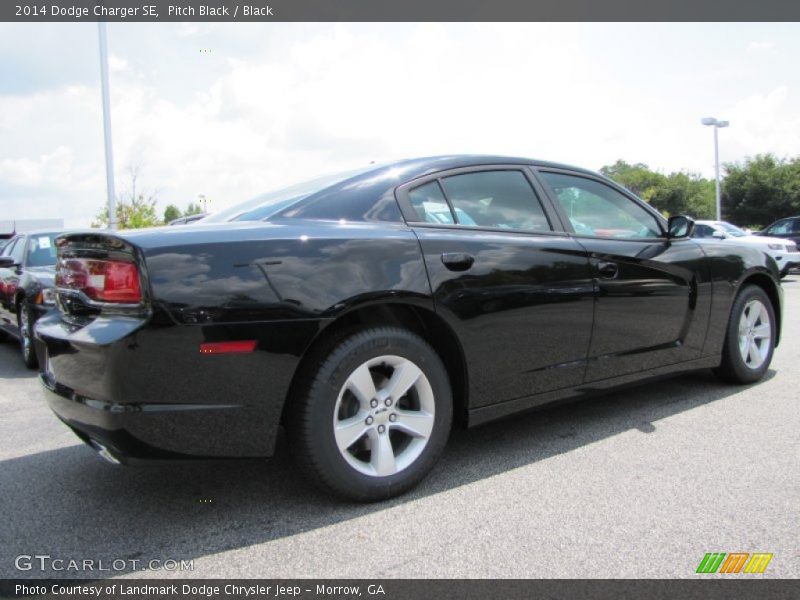 Pitch Black / Black 2014 Dodge Charger SE