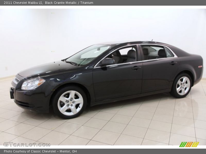 Front 3/4 View of 2011 Malibu LS