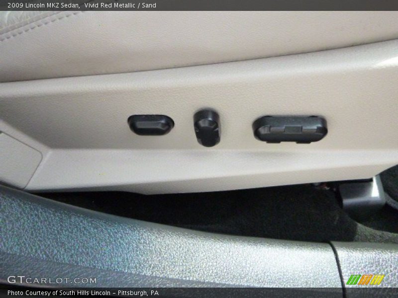 Vivid Red Metallic / Sand 2009 Lincoln MKZ Sedan