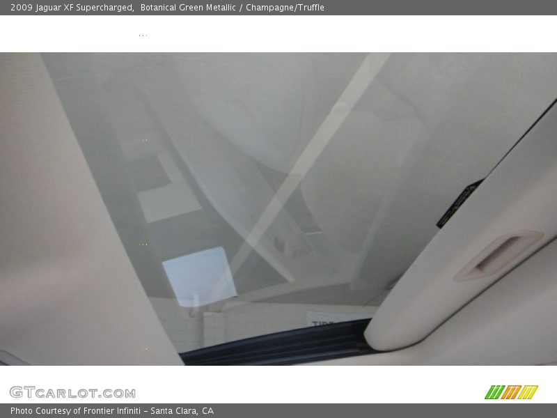 Botanical Green Metallic / Champagne/Truffle 2009 Jaguar XF Supercharged