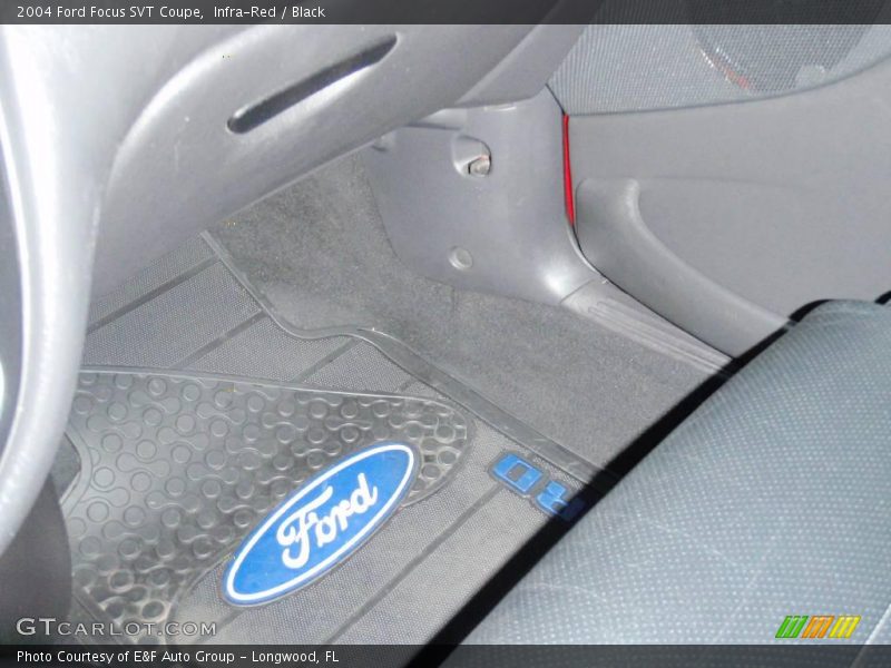 Infra-Red / Black 2004 Ford Focus SVT Coupe