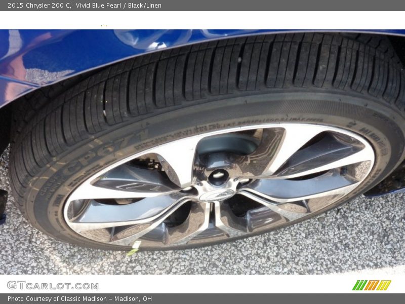 Vivid Blue Pearl / Black/Linen 2015 Chrysler 200 C