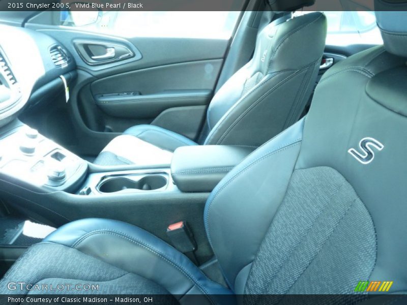 Vivid Blue Pearl / Black 2015 Chrysler 200 S