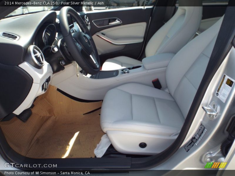 Polar Silver Metallic / Ash 2014 Mercedes-Benz CLA 250