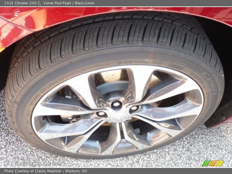 Velvet Red Pearl / Black/Linen 2015 Chrysler 200 C