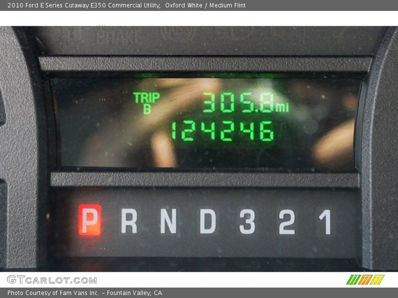 Oxford White / Medium Flint 2010 Ford E Series Cutaway E350 Commercial Utility