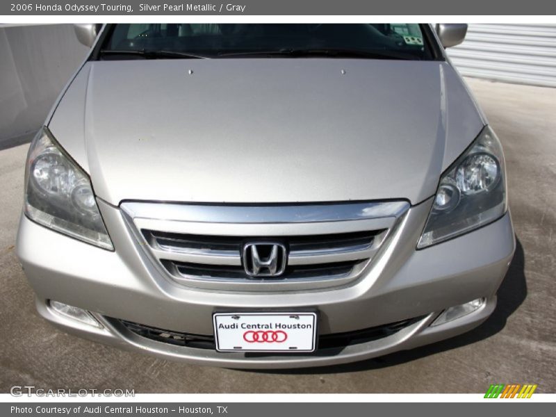 Silver Pearl Metallic / Gray 2006 Honda Odyssey Touring