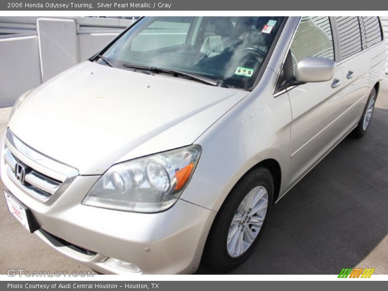 Silver Pearl Metallic / Gray 2006 Honda Odyssey Touring