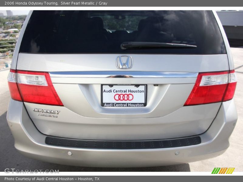 Silver Pearl Metallic / Gray 2006 Honda Odyssey Touring