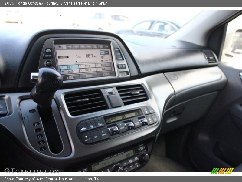 Silver Pearl Metallic / Gray 2006 Honda Odyssey Touring